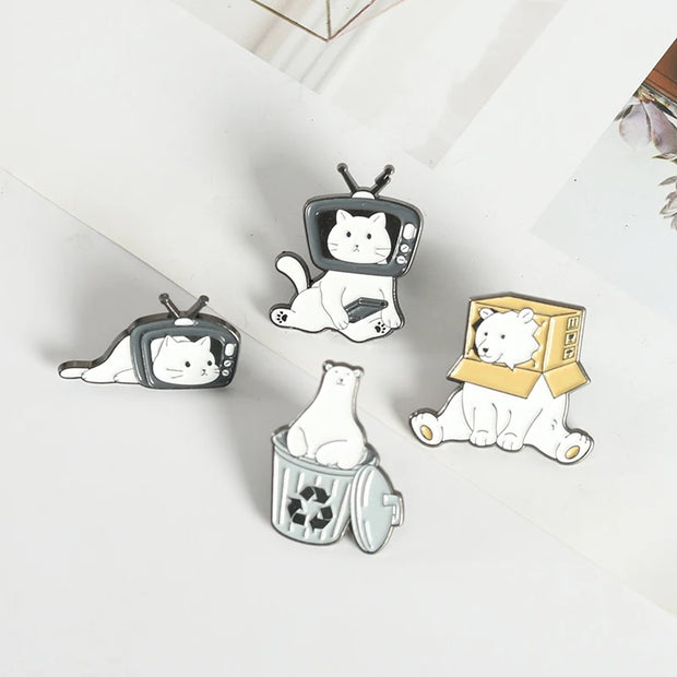 Cute Polar Bear Metal Brooch Pin